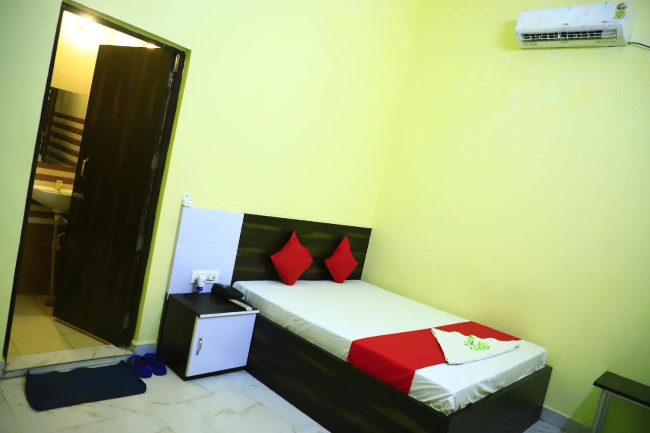 Shivraj Homestay Mathura Exterior foto